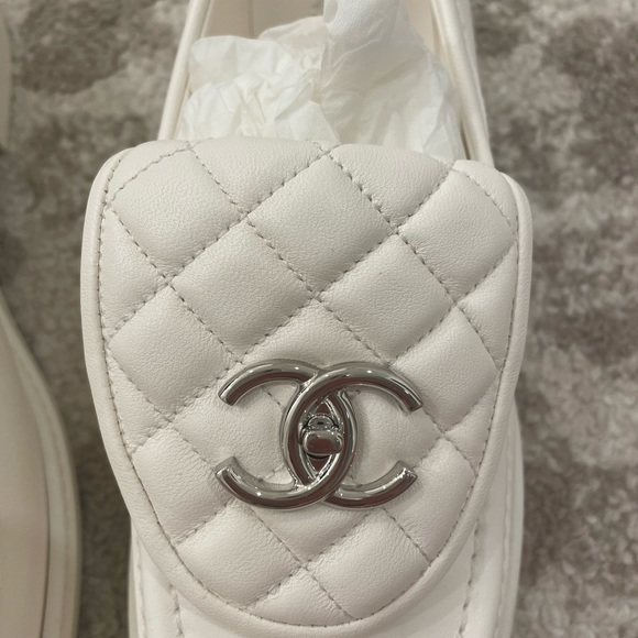 Chanel Turn Lock loafers NIB, comes with receipt  box and dust bags 38.5 - Picture 5 of 6